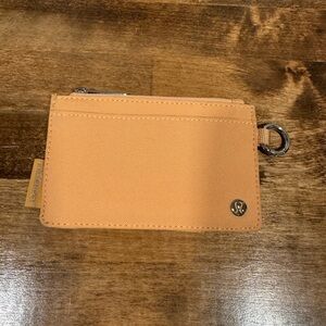 lululemon clippable card case